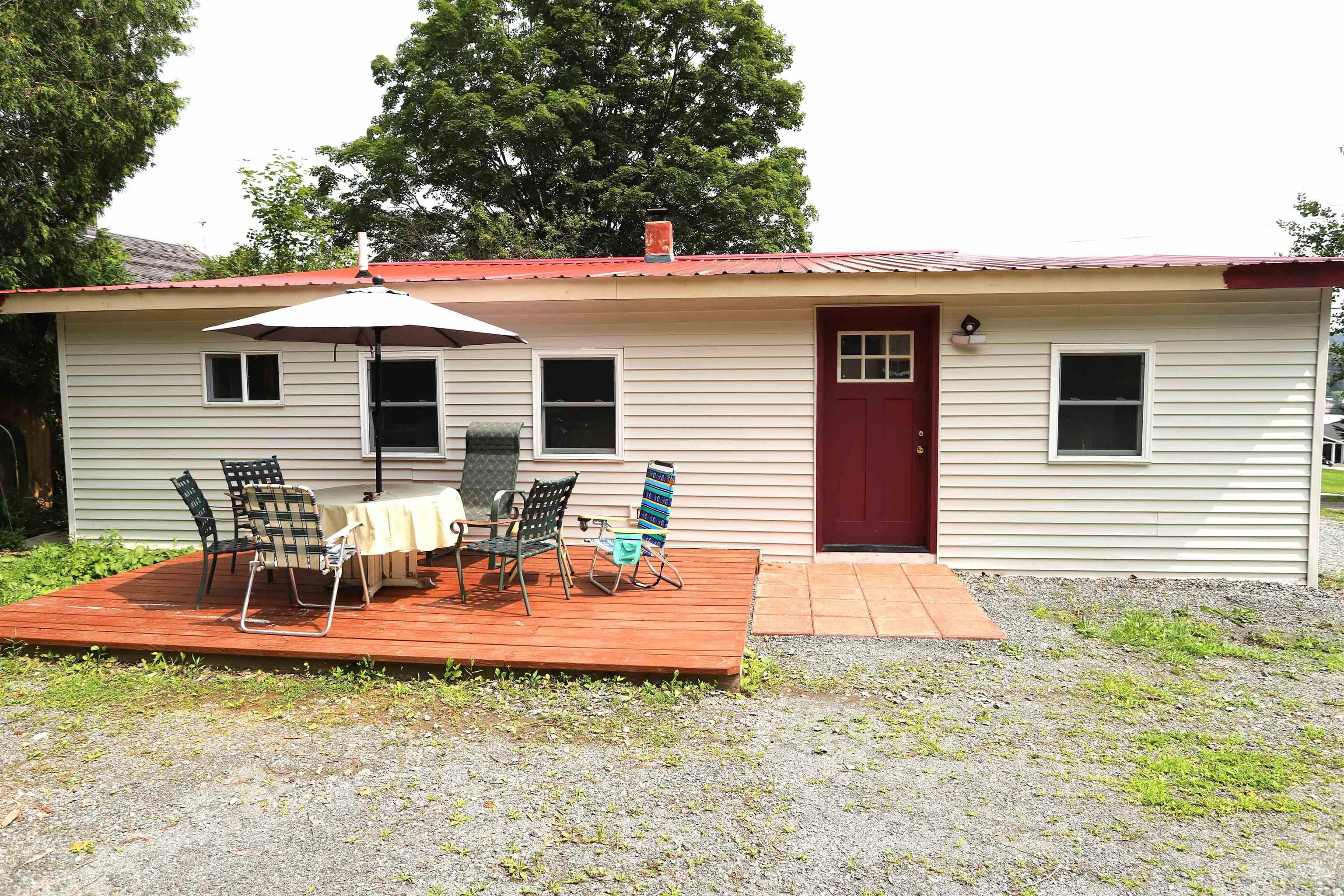 Image 2: Back Deck