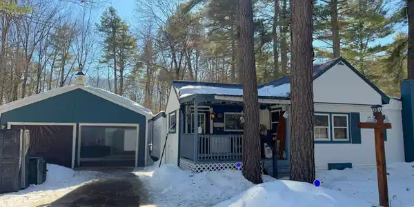 25 Hunting Ridge Road