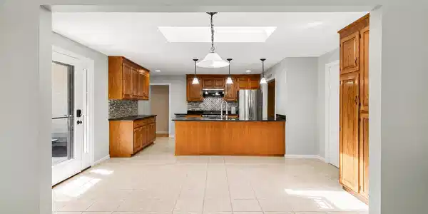 Image 3: Kitchen Image 3: Kitchen