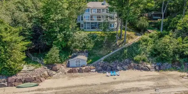 777 Orchard Shore