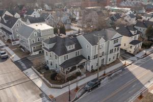 490 Islington