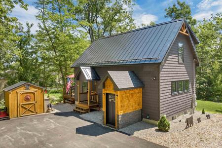 51 Oak Ridge Road