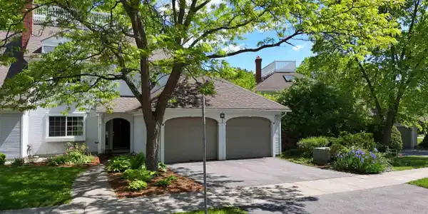 9 Southwind Drive