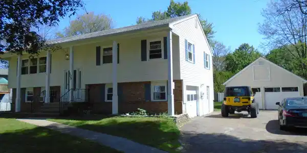 105 Rudgate