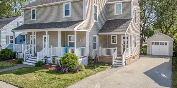 32 Sawyer