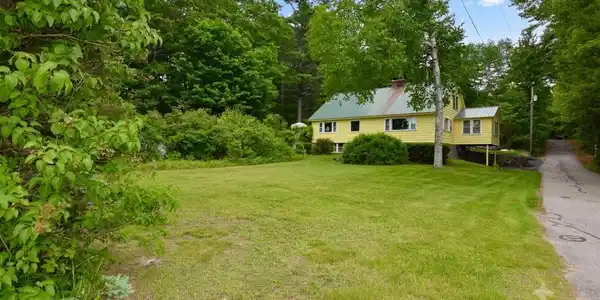 11 Emery Lane