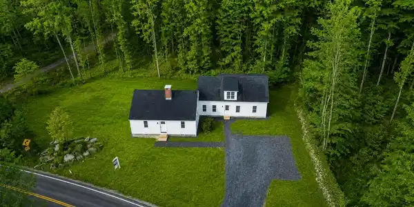 211 Breed Road