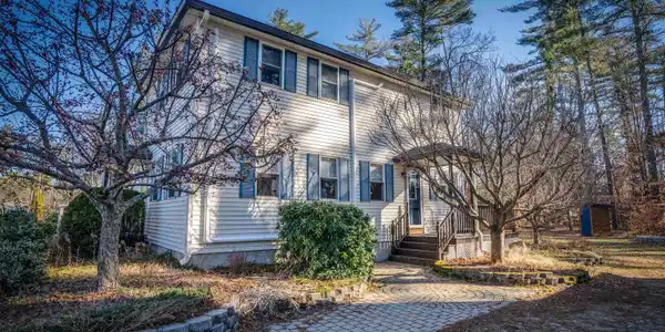 115 Saint James