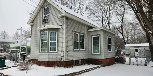8 Highland