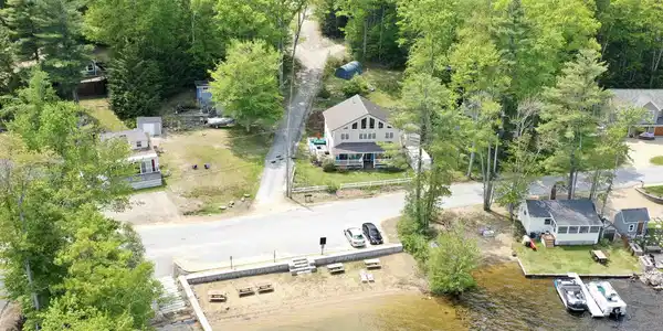 419 Bow Lake