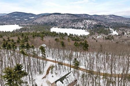 25 Upper Lakeview Drive