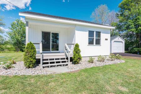489 Lakewood Drive
