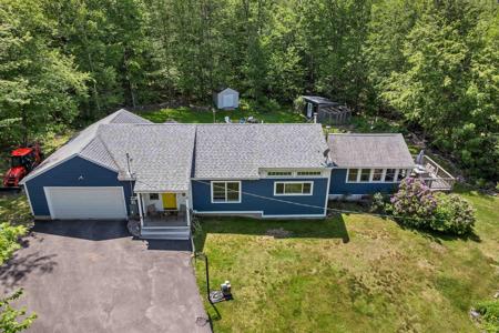 30 Dillon Drive East