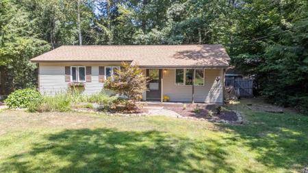 54 New London Drive