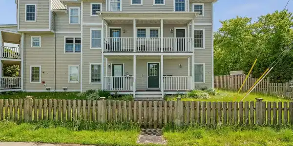 Image 2: Unit #7 at Benway Commons