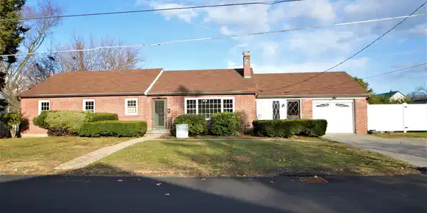 62 Linwood