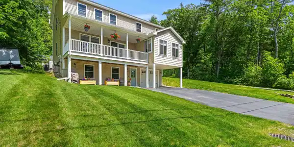 30 Emerson Road