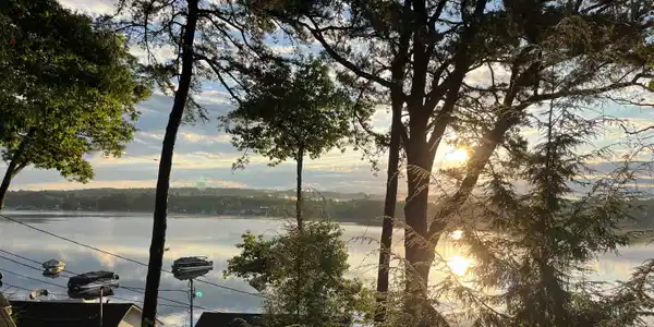 885 Laconia Road