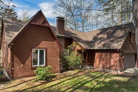 35 Robin Acres Drive