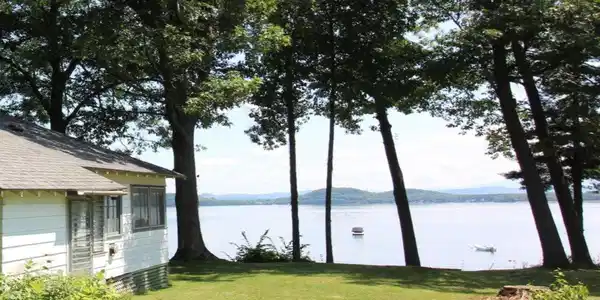 2168 Porters Point