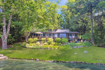 289 Ledgemere Point