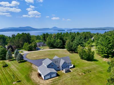 53 Lakewood Drive