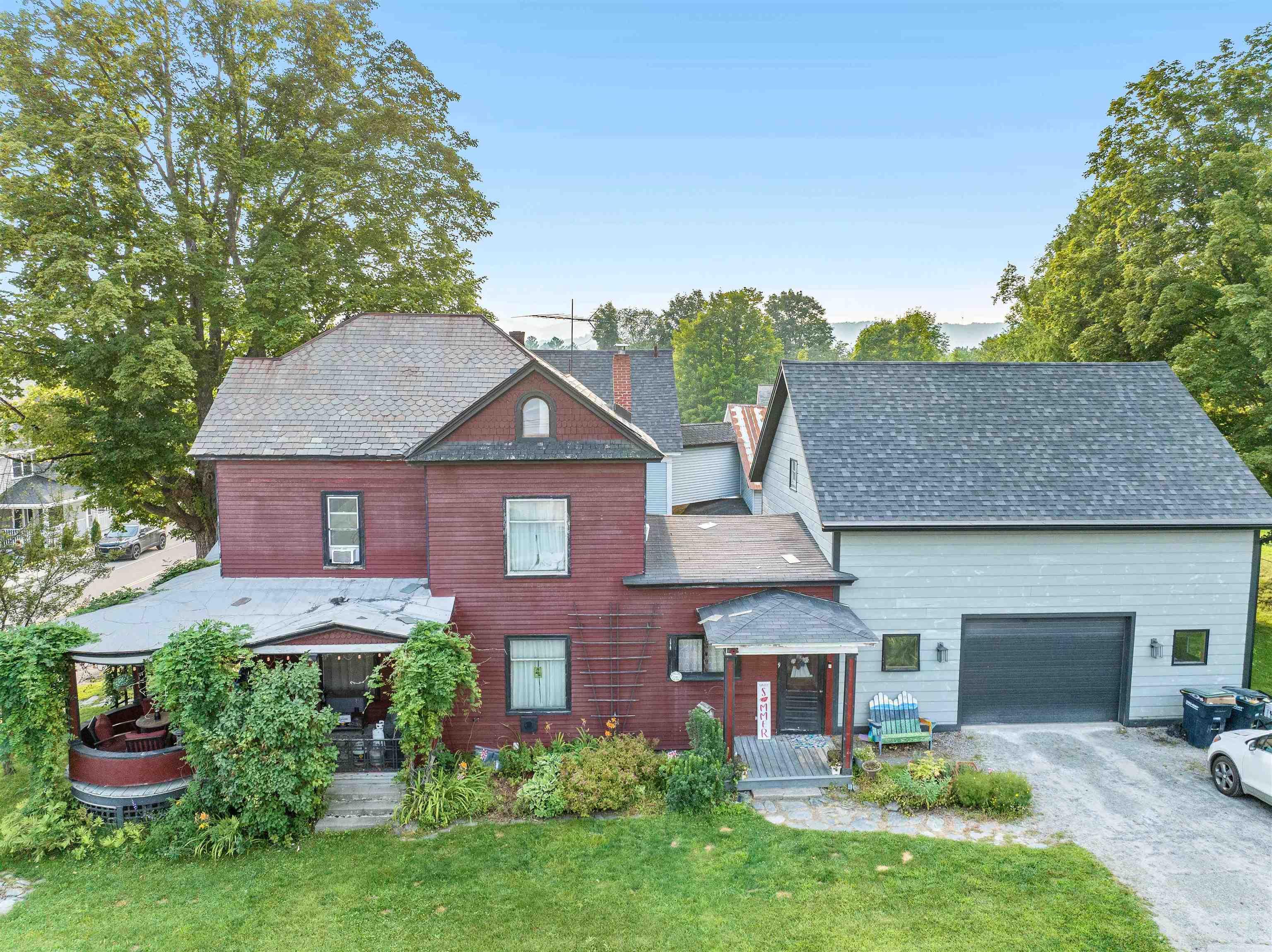 Image 0: Commercial or Residential 4 BR Home Currently