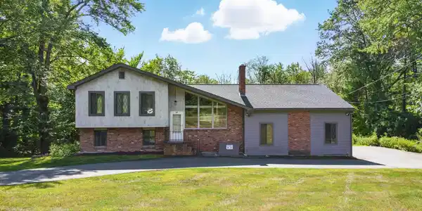 25 Range Road