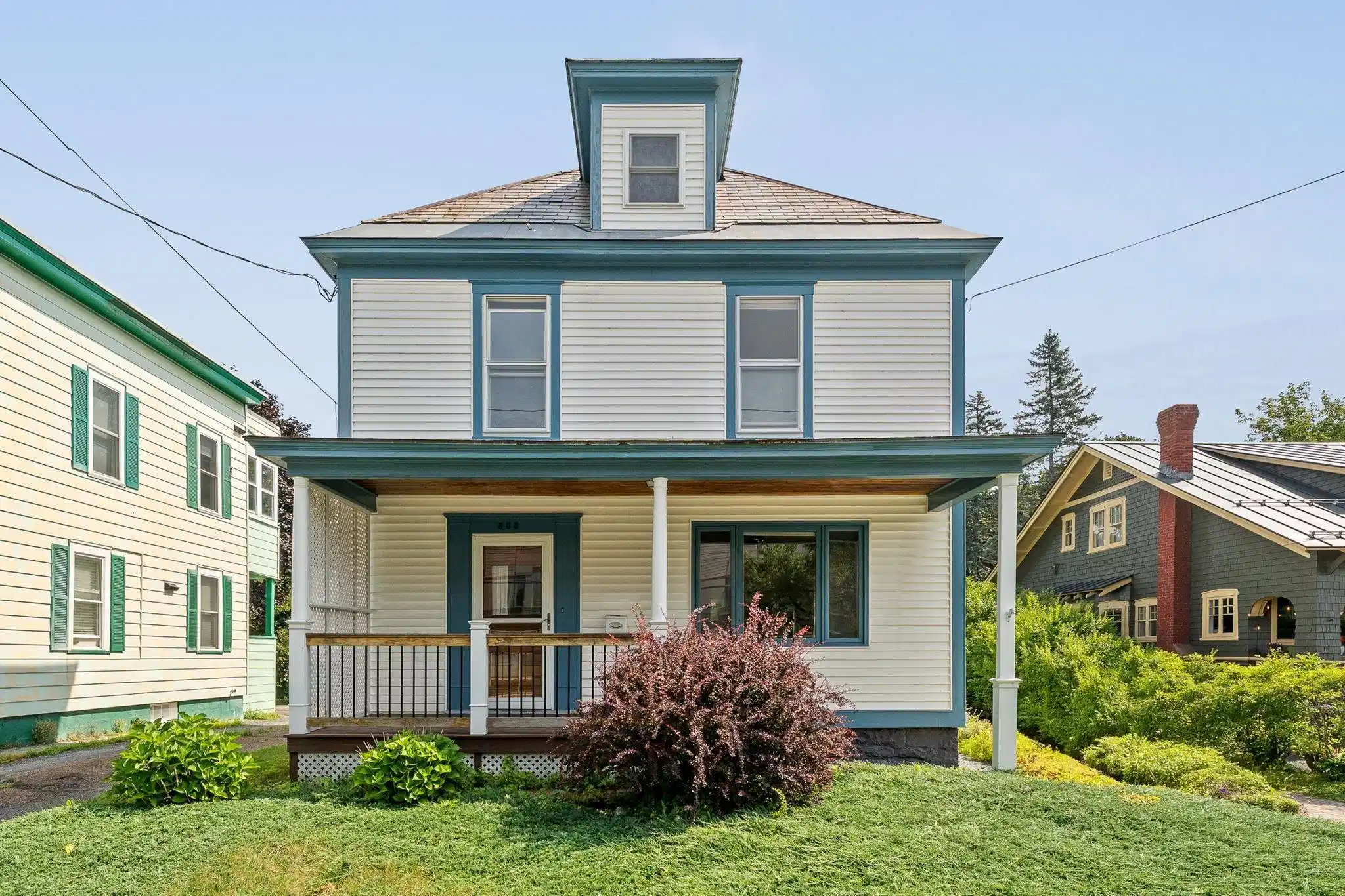 Image 1: Burlington Four Square Home Image 1: Burlington Four Square Home