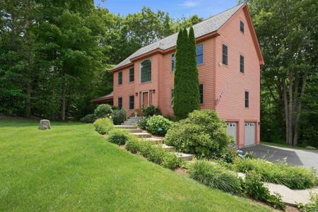 40 Lakewood Drive