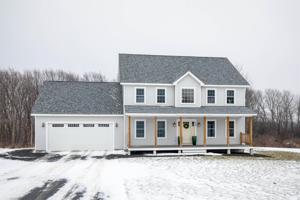 24 Haycorn Hollow