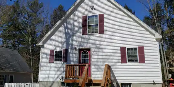 142 Camelot Shore