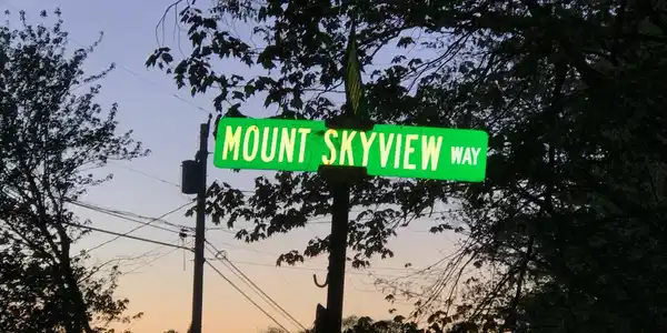 00 Mount Skyview