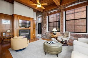 871 Islington