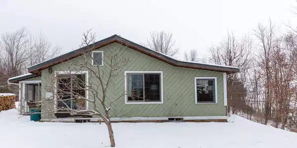 141 Ridge Top