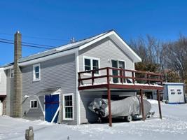 25 Hathaway Point