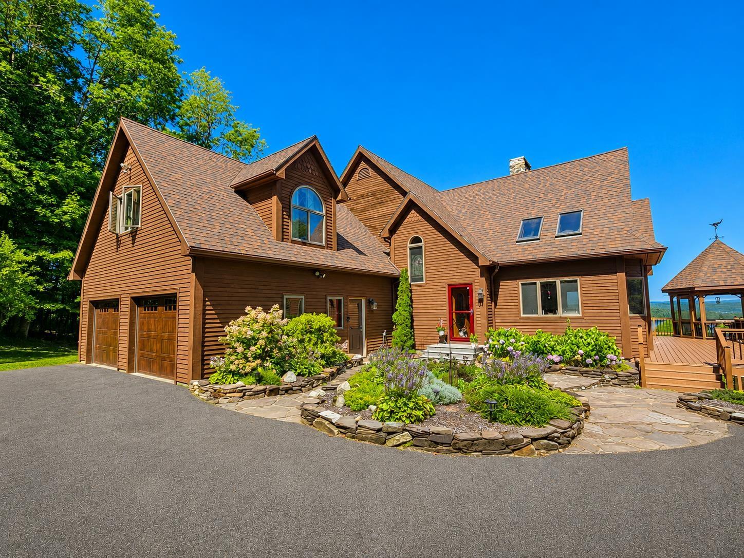 Image 3: Attached Garage & Front Entry Image 3: Attached Garage & Front Entry