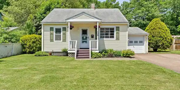 156 Woodlawn Road