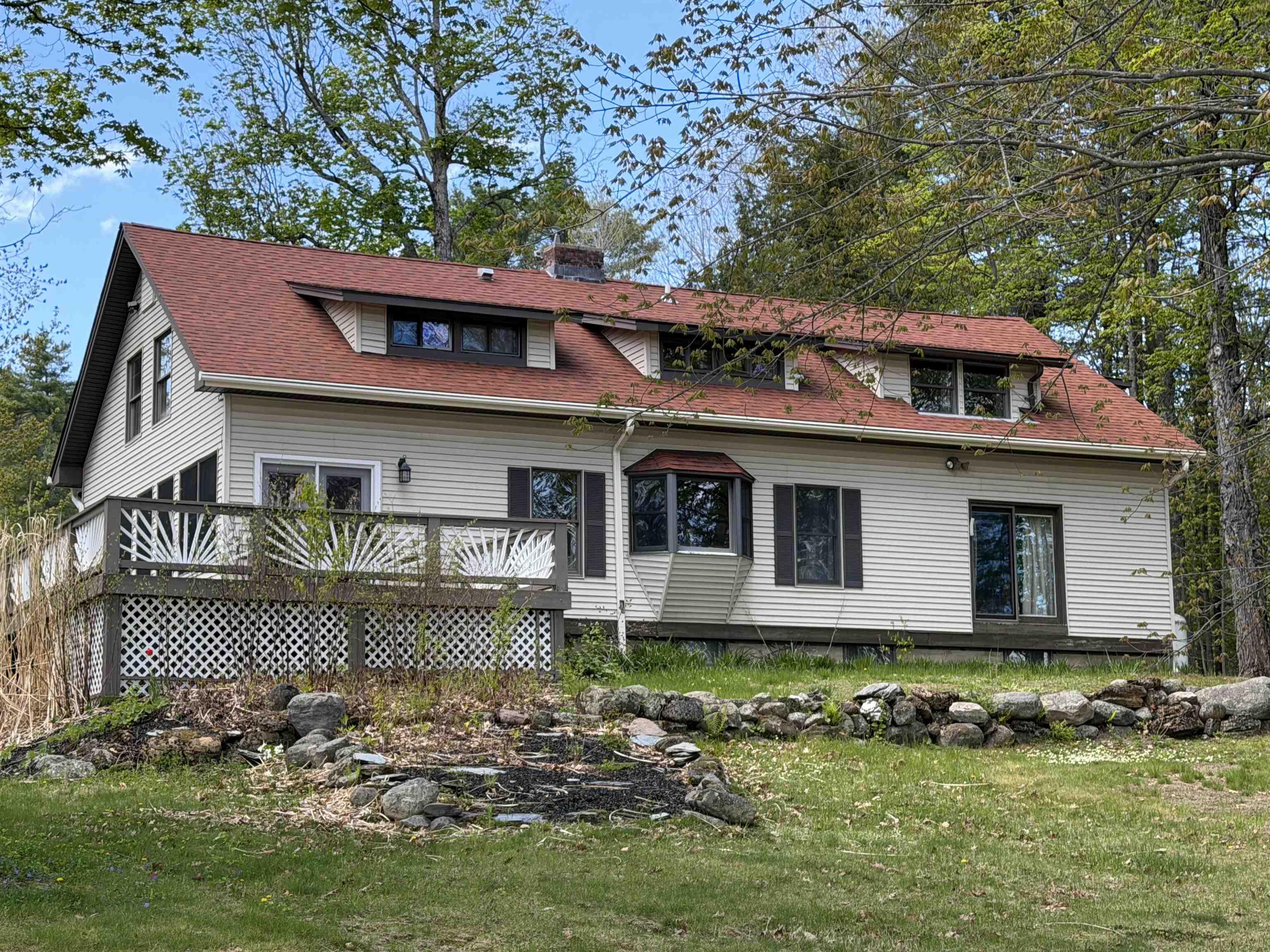 Image 2: Closeup front of house