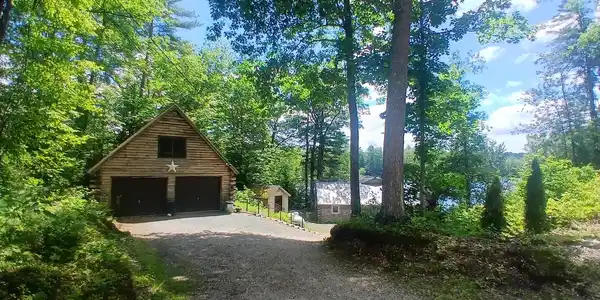 12 Beard Lane