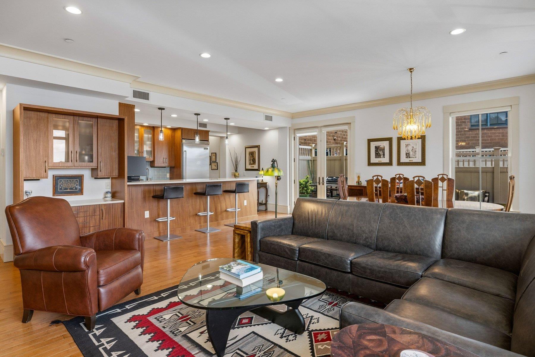 Image 4: Open concept living Image 4: Open concept living