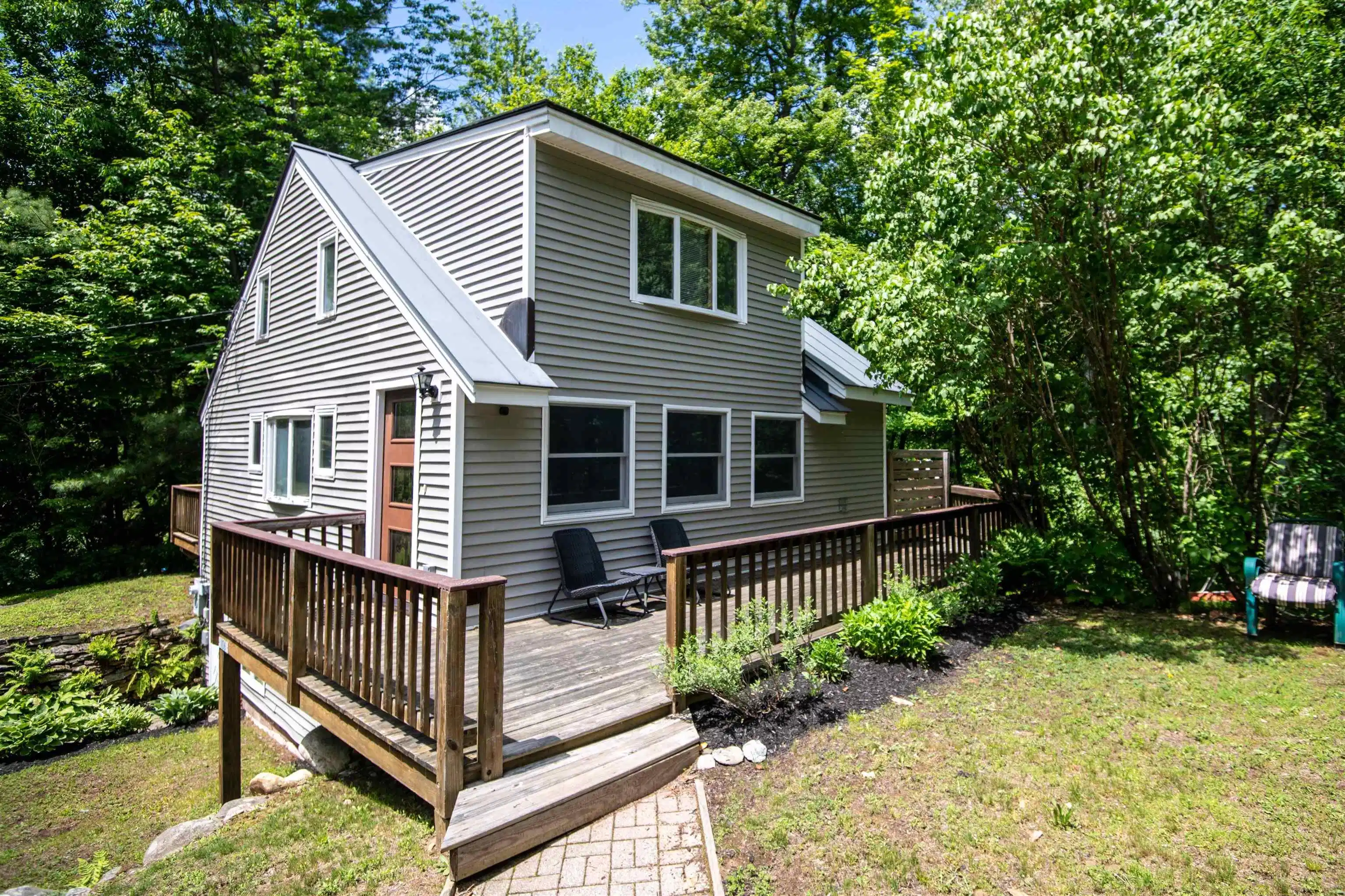Image 1: Welcome to lakeside living! Image 1: Welcome to lakeside living!