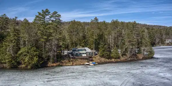 1047 Partridge Lake