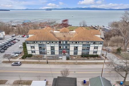 33 North Avenue