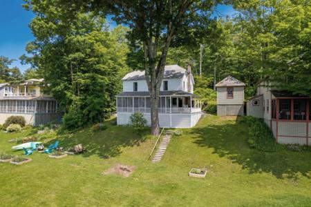 1044 Point of Pines Road