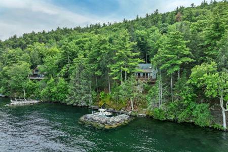 756 Rattlesnake Island
