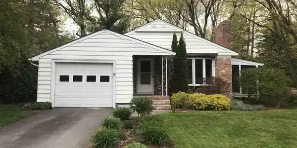 106 Killarney Drive