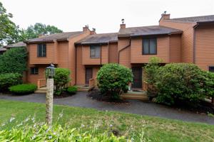 108 Dunvegan Woods