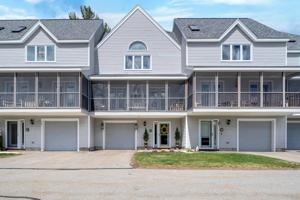 40 Collins Landing