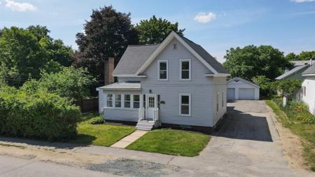 100 Oak Street